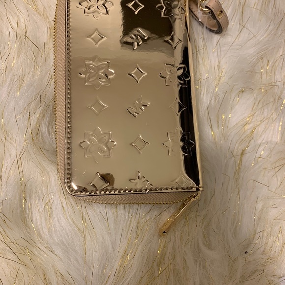 Michael Kors wallet - Picture 5 of 7